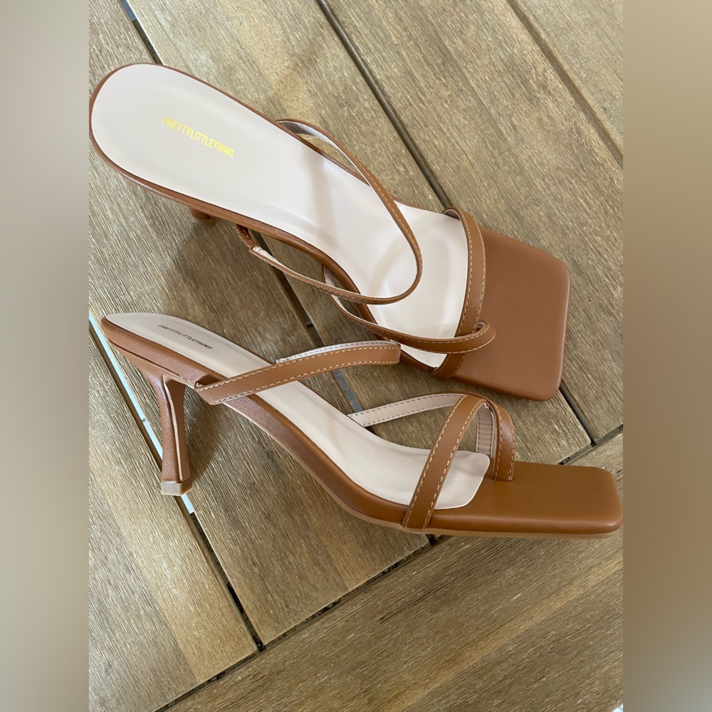 Pretty Little Thing Womens Size 9 Low Heel Mules UK Size 7